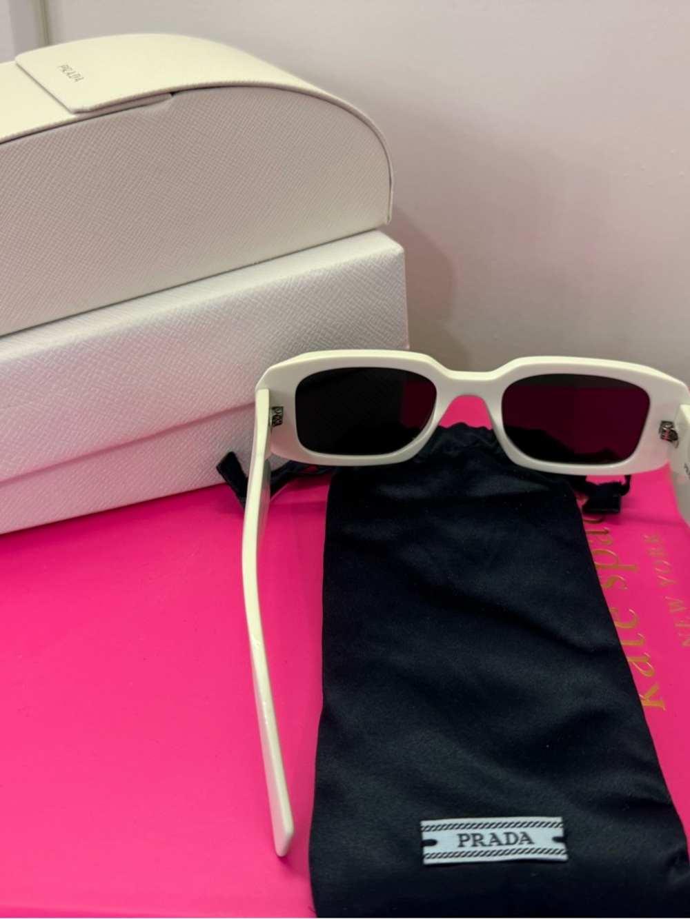 Prada acetate Symbole sunglasses SPR17W white - Picture 15 of 16
